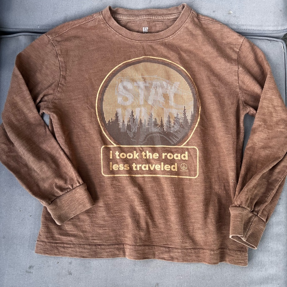 GAP Kids Brown Long-Sleeve Graphic Tee - "I Took the Road Less Traveled"
